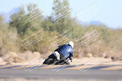 media/Dec-07-2025-CVMA (Sun) [[3e7d2de5dc]]/Race 12- Formula 40 MW and LW/